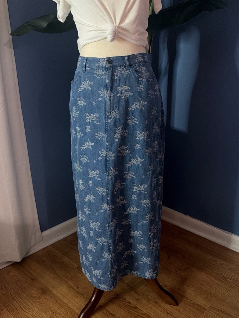 Liz Claiborne Floral Print Denim Maxi Skirt - Blue